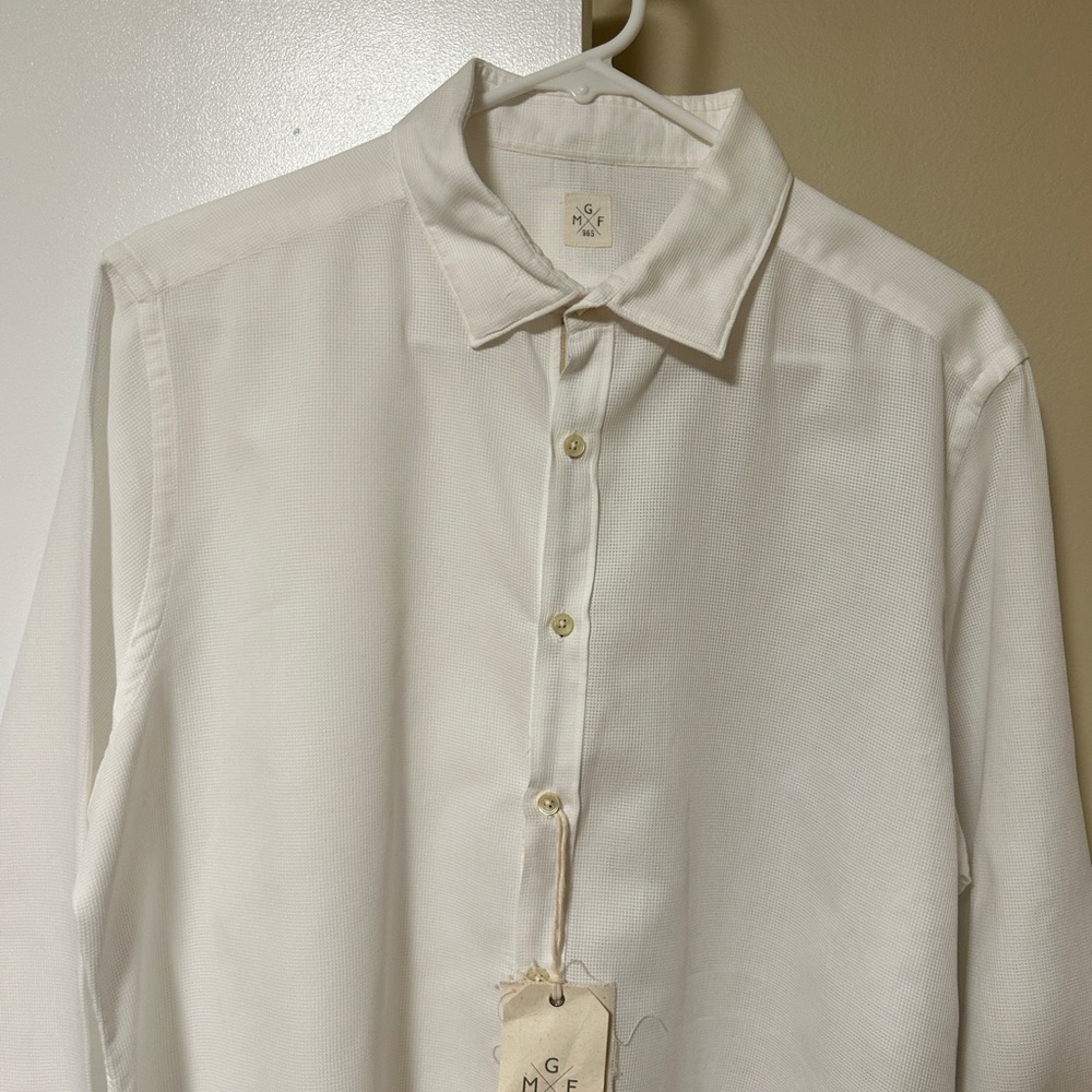 GMF NWT Long Sleeve Button Down Shirt Size 43 17in White 100% Cotton List $195